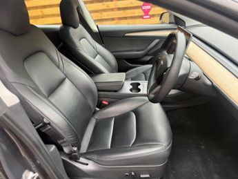 Tesla Model 3 (Dual Motor) Long Range Auto 4WDE 4dr