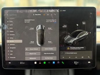 Tesla Model 3 (Dual Motor) Long Range Auto 4WDE 4dr