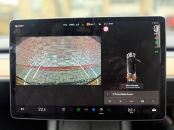 Tesla Model 3 (Dual Motor) Long Range Auto 4WDE 4dr