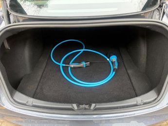 Tesla Model 3 (Dual Motor) Long Range Auto 4WDE 4dr