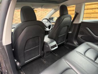 Tesla Model 3 (Dual Motor) Long Range Auto 4WDE 4dr