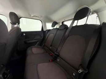 MINI Countryman 1.5 10kWh Cooper SE Classic Auto ALL4 Euro 6 (s/s) 5dr