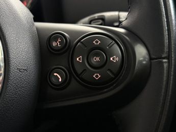 MINI Countryman 1.5 10kWh Cooper SE Classic Auto ALL4 Euro 6 (s/s) 5dr