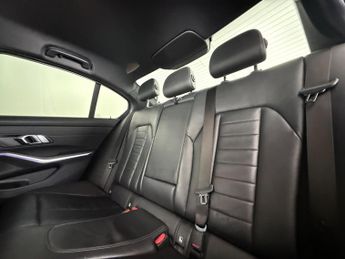 BMW 3 Series 2.0 320d M Sport Auto Euro 6 (s/s) 4dr