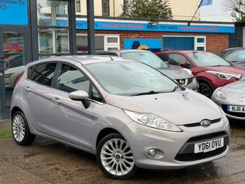 Ford Fiesta 1.6 TDCi DPF Titanium Hatchback 5dr Diesel Manual (107 g/km, 94 