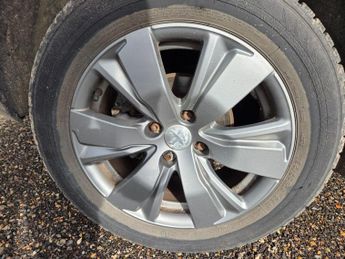 Peugeot 2008 1.2 PureTech Active Euro 6 5dr