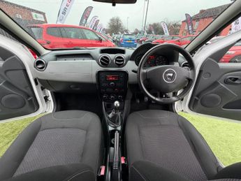 Dacia Duster 1.5 dCi Laureate SUV 5dr Diesel Manual Euro 5 (110 ps)