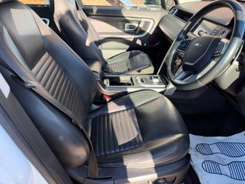 Land Rover Discovery Sport 2.0 TD4 HSE Luxury SUV 5dr Diesel Auto 4WD Euro 6 (s/s) (180 ps)