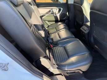 Land Rover Discovery Sport 2.0 TD4 HSE Luxury SUV 5dr Diesel Auto 4WD Euro 6 (s/s) (180 ps)