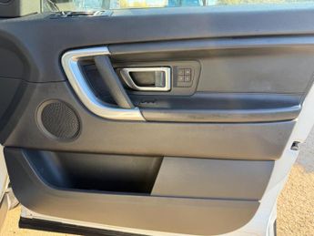 Land Rover Discovery Sport 2.0 TD4 HSE Luxury SUV 5dr Diesel Auto 4WD Euro 6 (s/s) (180 ps)