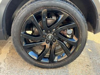 Land Rover Discovery Sport 2.0 TD4 HSE Luxury SUV 5dr Diesel Auto 4WD Euro 6 (s/s) (180 ps)
