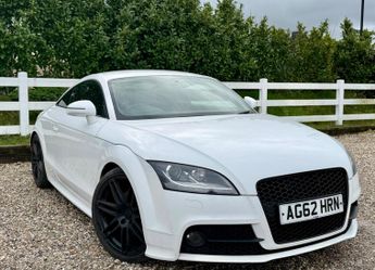 Audi TT 2.0 TDI Black Edition S Tronic quattro Euro 5 3dr