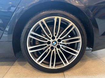 BMW 5 Series 2.0 520d M Sport Auto Euro 6 (s/s) 4dr