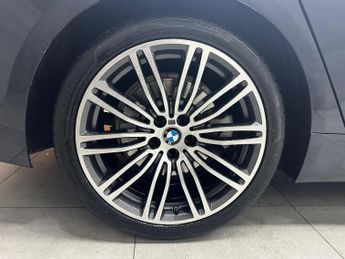 BMW 5 Series 2.0 520d M Sport Auto Euro 6 (s/s) 4dr
