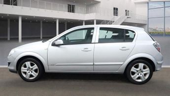 Vauxhall Astra 1.8i 16v Club 5dr