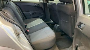 Vauxhall Astra 1.8i 16v Club 5dr