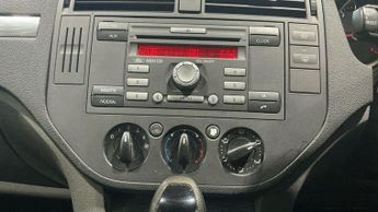 Ford C-Max 2.0 Zetec 5dr