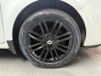 Renault Clio 1.2 TCe Dynamique TomTom Euro 5 3dr