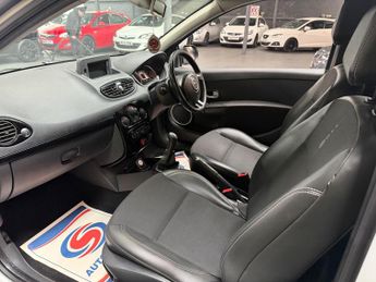 Renault Clio 1.2 TCe Dynamique TomTom Euro 5 3dr