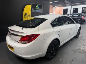 Vauxhall Insignia 2.0 CDTi ecoFLEX Exclusiv Euro 5 (s/s) 5dr