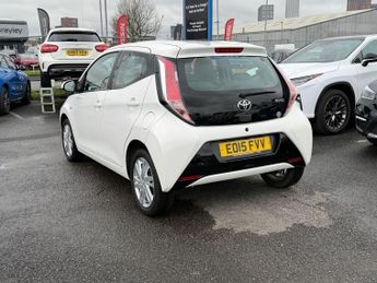 Toyota AYGO 1.0 VVT-i x-pression x-shift Euro 5 5dr Euro 5