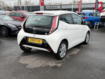 Toyota AYGO 1.0 VVT-i x-pression x-shift Euro 5 5dr Euro 5