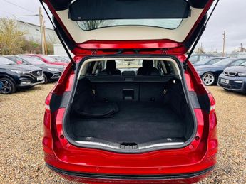 Ford Mondeo 2.0 TiVCT Titanium Edition CVT Euro 6 (s/s) 5dr (17 inch Alloys)