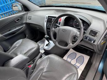 Hyundai TUCSON 2.0 CRTD CDX SUV 5dr Diesel Automatic (210 g/km, 111 bhp)