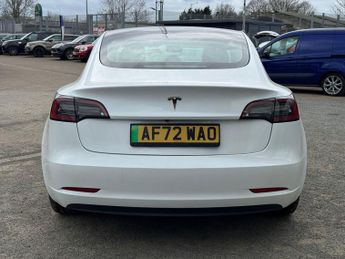 Tesla Model 3 Auto RWD 4dr
