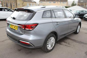 MG MG5 61.1kWh Exclusive Long Range Auto 5dr