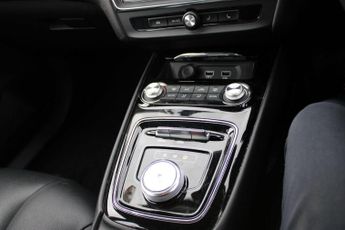 MG MG5 61.1kWh Exclusive Long Range Auto 5dr