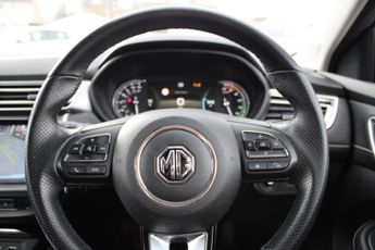 MG MG5 61.1kWh Exclusive Long Range Auto 5dr