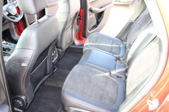 Ford Kuga 2.5 Duratec 14.4kWh ST-Line X Edition CVT Euro 6 (s/s) 5dr