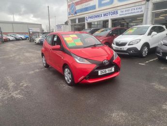 Toyota AYGO 1.0 VVT-i x-play x-shift Euro 6 5dr