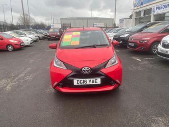 Toyota AYGO 1.0 VVT-i x-play x-shift Euro 6 5dr