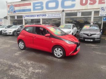 Toyota AYGO 1.0 VVT-i x-play x-shift Euro 6 5dr