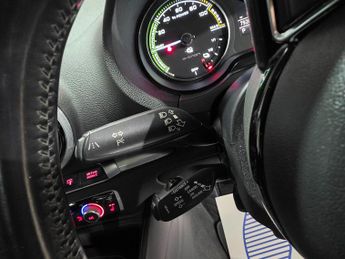 Audi A3 1.4 TFSI e-tron Sportback e-S Tronic Euro 6 5dr 8.8kWh