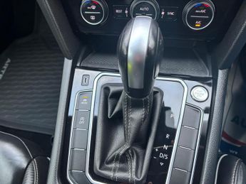 Volkswagen Arteon 2.0 TSI R-Line Edition Fastback DSG 4Motion Euro 6 (s/s) 5dr