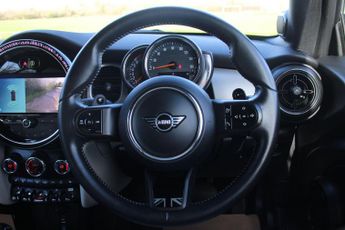 MINI Convertible 2.0 Cooper S Exclusive Steptronic Euro 6 (s/s) 2dr