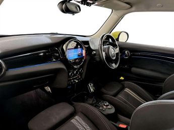 MINI Electric Hatch Cooper SE 32.6kWh Level 1 Hatchback 3dr Electric Auto (184 ps)