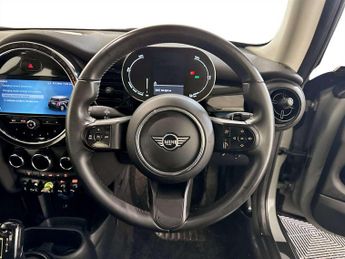 MINI Electric Hatch Cooper SE 32.6kWh Level 1 Hatchback 3dr Electric Auto (184 ps)