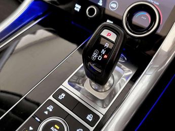 Land Rover Range Rover Sport 4.4 SD V8 Autobiography Dynamic SUV 5dr Diesel Auto 4WD Euro 6 (