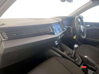 Audi A1 1.0 TFSI 30 SE Sportback 5dr Petrol Manual Euro 6 (s/s) (116 ps)