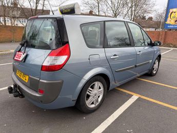 Renault Grand Scenic 2.0 VVT Privilege MPV 5dr Petrol Automatic (205 g/km, 136 bhp)