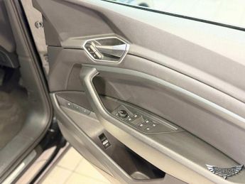 Audi e-tron 50 Technik Auto quattro 5dr 71.2kWh