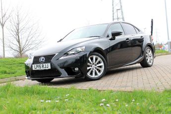 Lexus IS 2.5 300h Advance E-CVT Euro 6 (s/s) 4dr