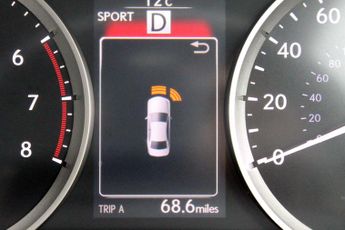 Lexus IS 2.5 300h Advance E-CVT Euro 6 (s/s) 4dr