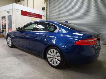 Jaguar XE 2.0d Prestige Auto Euro 6 (s/s) 4dr