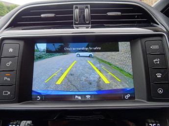 Jaguar XE 2.0d Prestige Auto Euro 6 (s/s) 4dr