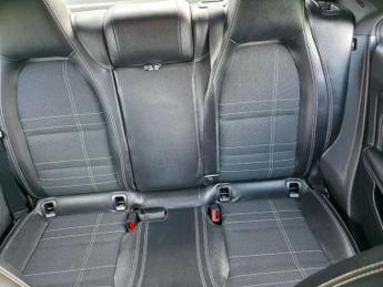 Mercedes-Benz CLA 1.6 CLA180 Sport Coupe 7G-DCT Euro 6 (s/s) 4dr